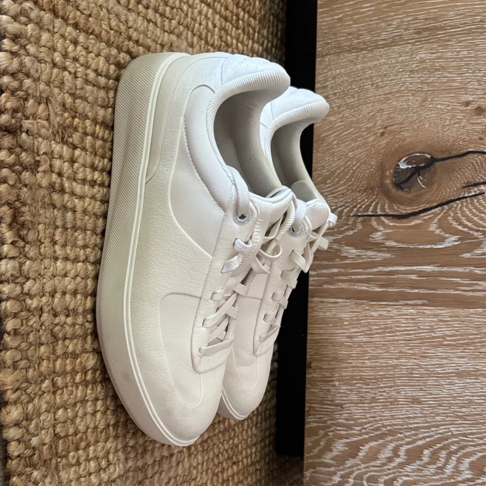 lululemon athletica Women’s White Cityverse Sneaker US 8 EUC - Picture 4 of 9